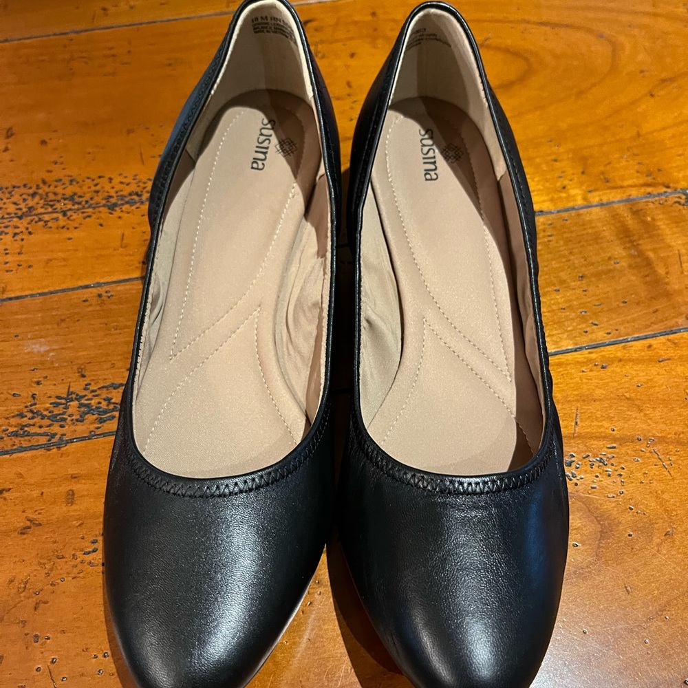 Susina wedge flats 10M NEW